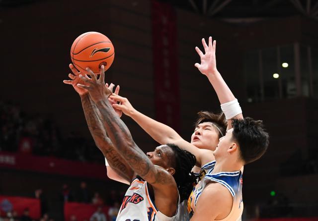 台湾28预测预测-夺俱乐部杯只是开始！上海男篮剑指赛季双冠