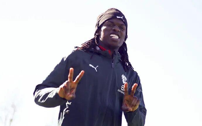 隆戈丨固定年薪上涨至600万欧元